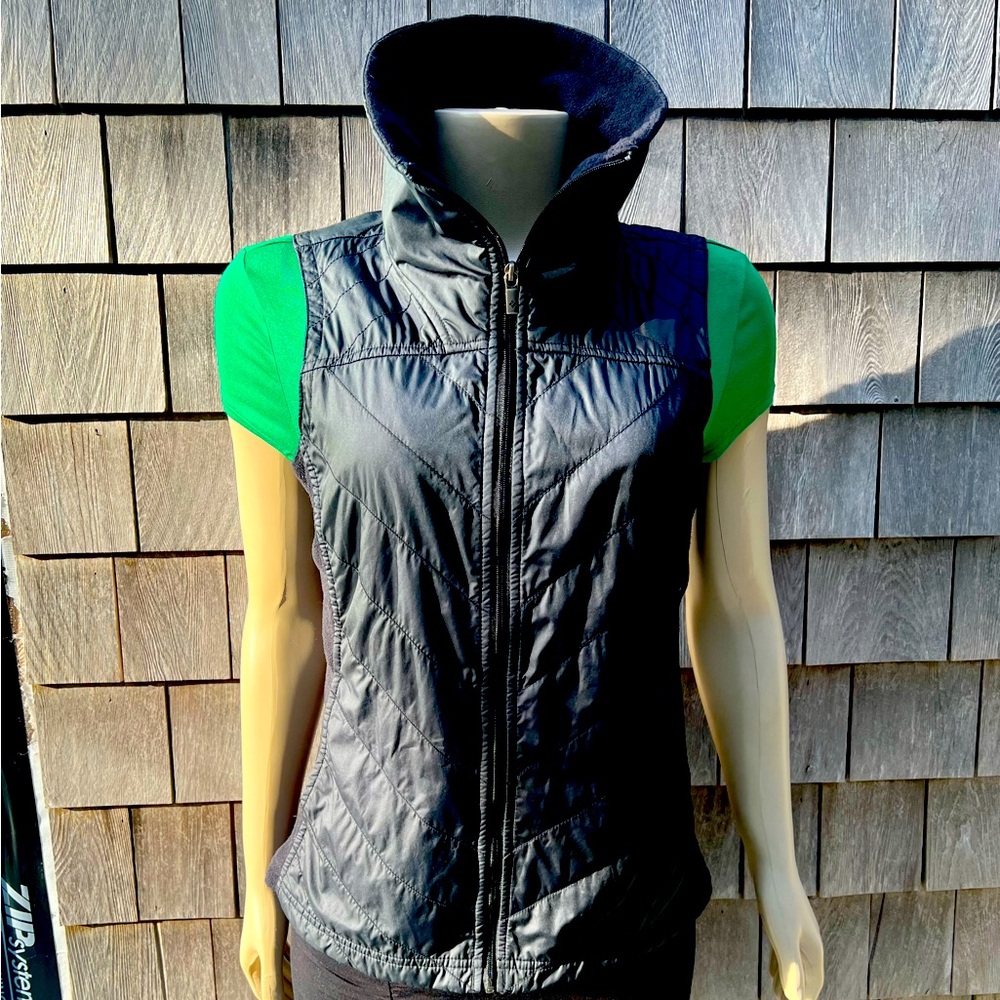 Columbia - Light Quilted Vest with Pockets